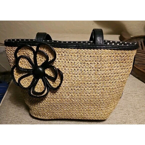 Bueno Women's Woven Straw Black Trim 3D Flower Accent Shoulder Tote Bag Purse - Picture 2 of 9